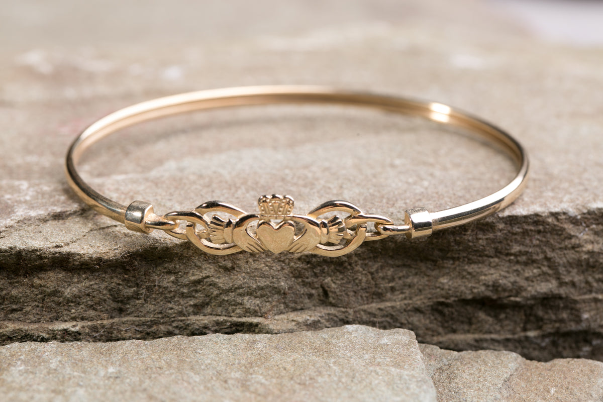 10K Gold Aurafin Claddagh buy Bangle Bracelet